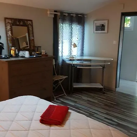 Le Petit Paradis